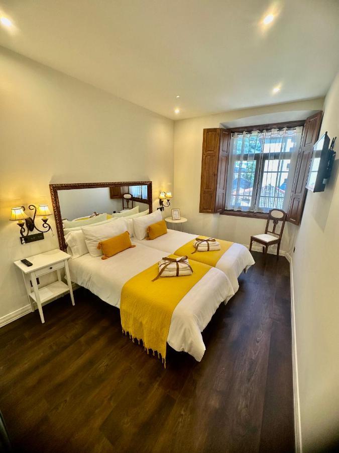 Claren'S Boutique Rooms Кангас-дель-Нарсеа Экстерьер фото